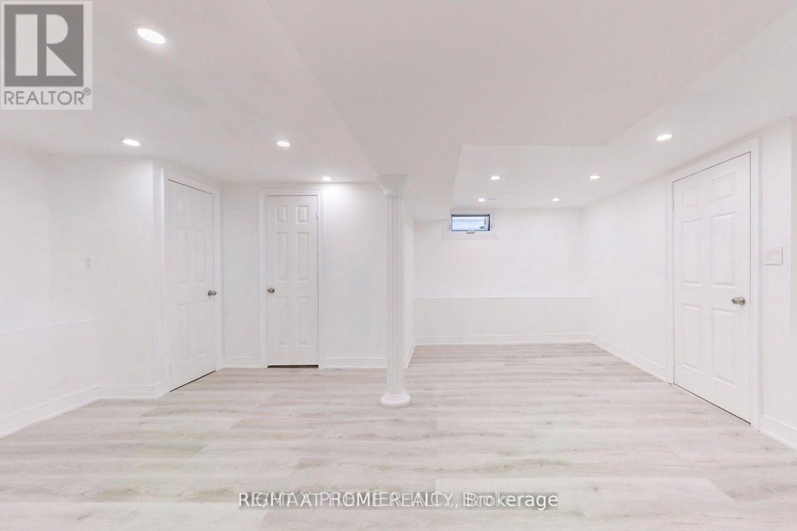 254 Andrew Street, Newmarket, Ontario  L3Y 1H2 - Photo 34 - N12696796