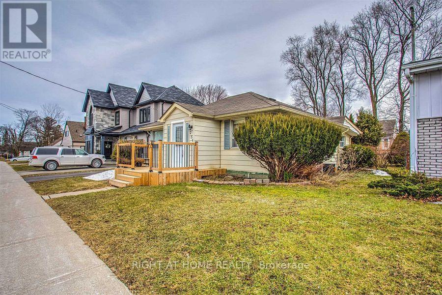 254 Andrew Street, Newmarket, Ontario  L3Y 1H2 - Photo 37 - N12696796