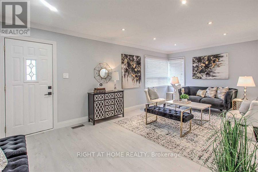 254 Andrew Street, Newmarket, Ontario  L3Y 1H2 - Photo 39 - N12696796