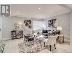 254 ANDREW STREET, Newmarket, Ontario