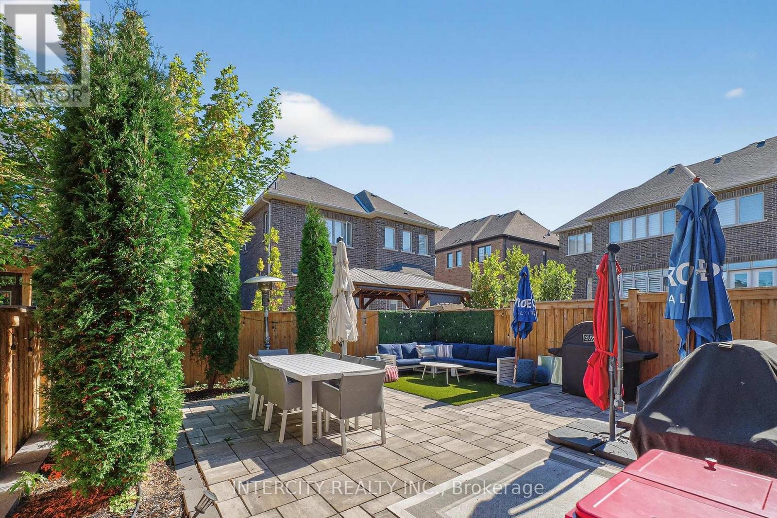 14 Great Heron Court, King, Ontario  L7B 0P4 - Photo 2 - N12696800