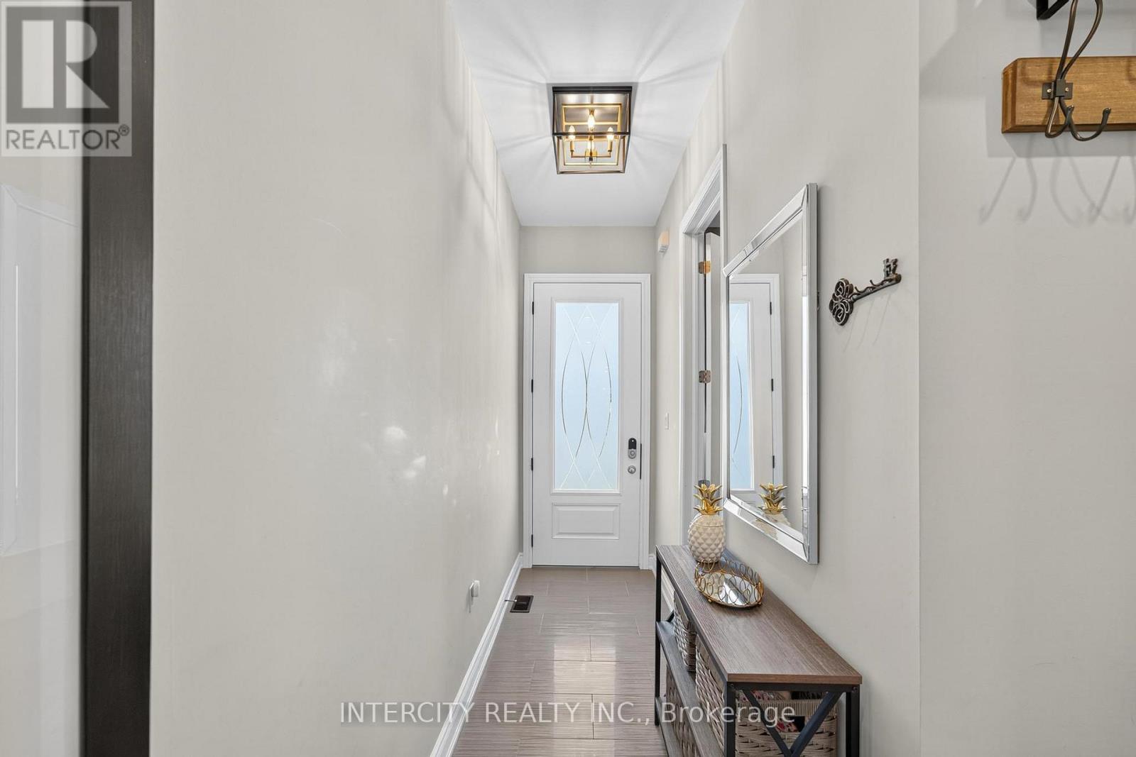 14 Great Heron Court, King, Ontario  L7B 0P4 - Photo 3 - N12696800