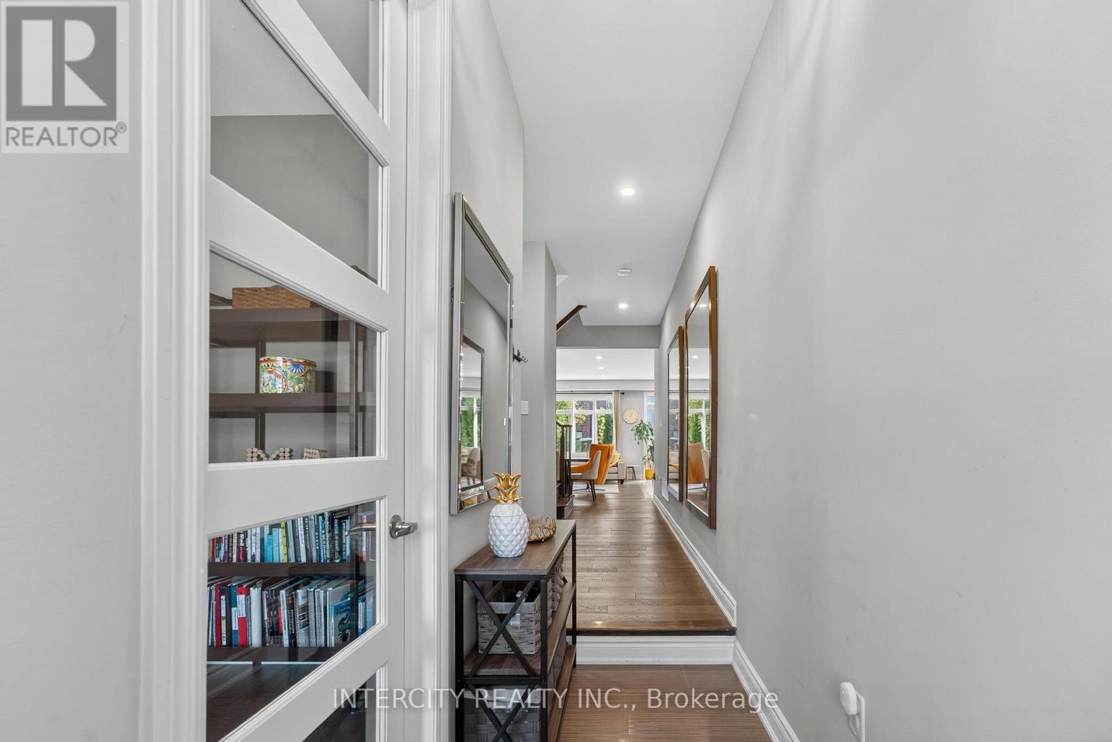 14 Great Heron Court, King, Ontario  L7B 0P4 - Photo 4 - N12696800