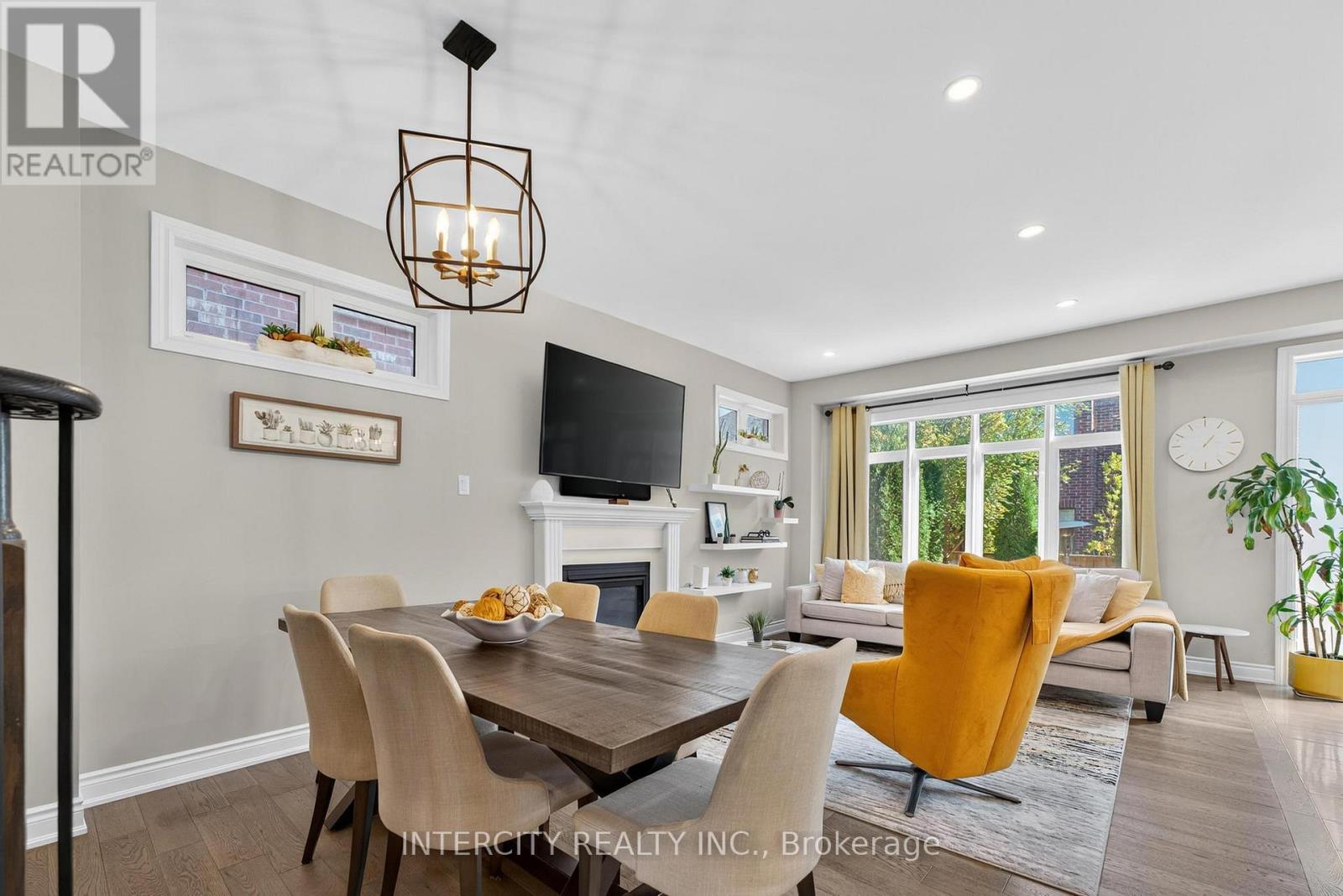 14 Great Heron Court, King, Ontario  L7B 0P4 - Photo 9 - N12696800