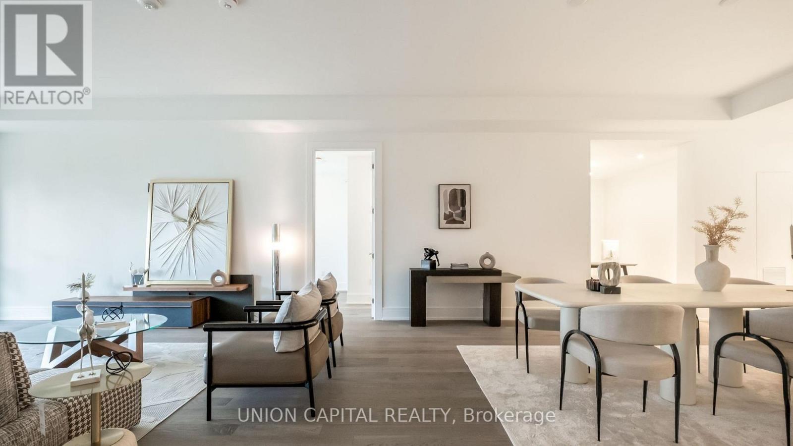 19 - 399 Royal Orchard Boulevard, Markham, Ontario  L3T 4Y9 - Photo 4 - N12696804