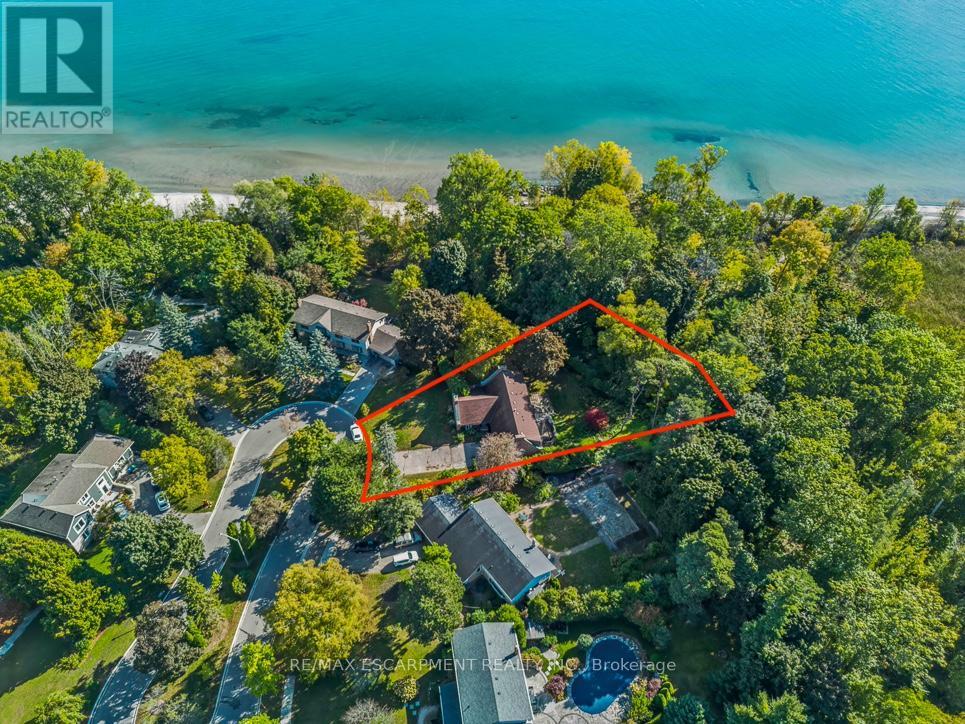 1294 Gatehouse Drive, Mississauga, Ontario  L5H 1A5 - Photo 38 - W12696564