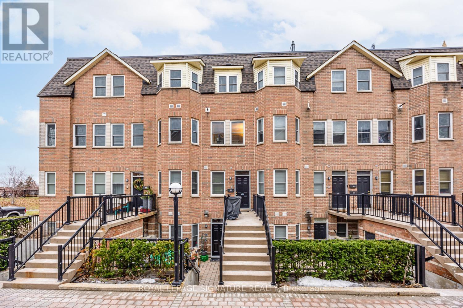 121 - 760 LAWRENCE AVENUE W, Toronto, Ontario