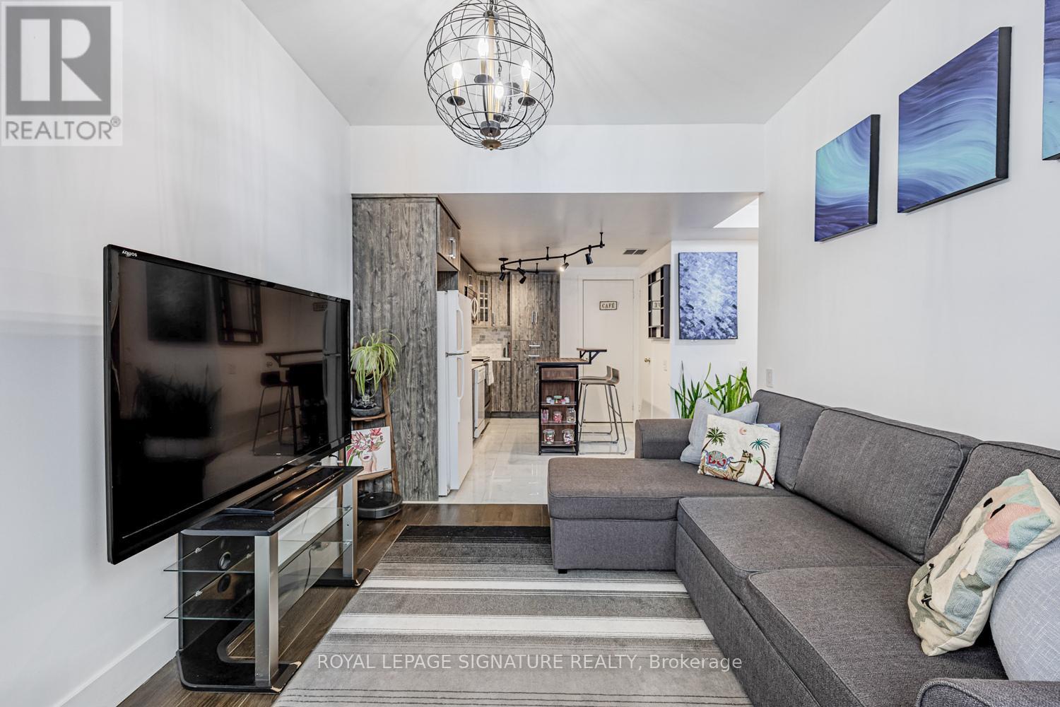 121 - 760 Lawrence Avenue W, Toronto, Ontario  M6A 3E7 - Photo 5 - W12696578