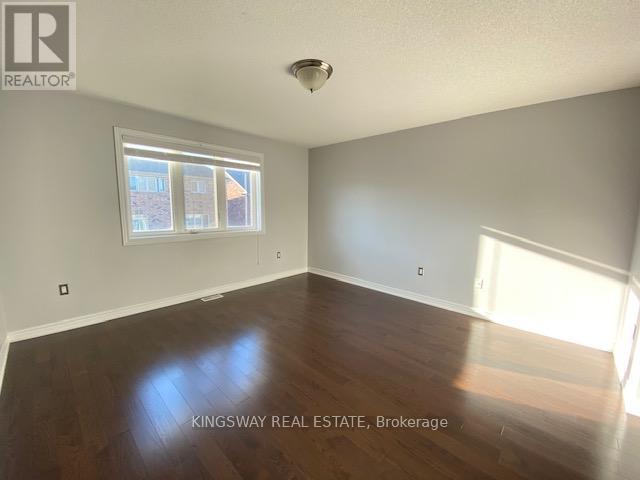 26 Cedarcrest Street, Caledon, Ontario  L7C 3P9 - Photo 12 - W12696592