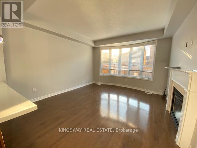 26 Cedarcrest Street, Caledon, Ontario  L7C 3P9 - Photo 8 - W12696592