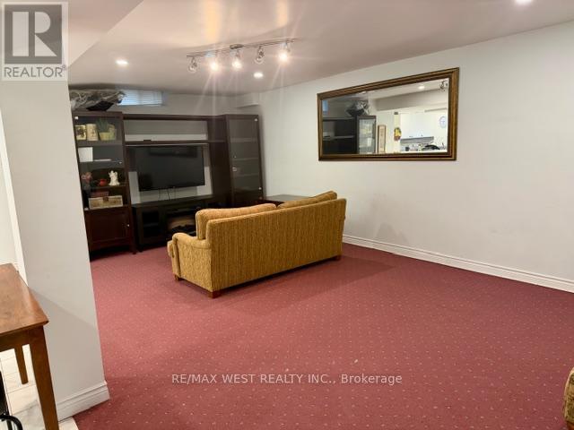 4 Foxchase Drive, Caledon, Ontario  L7E 1H7 - Photo 14 - W12696644