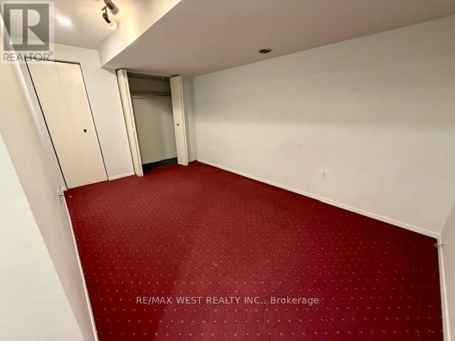 4 Foxchase Drive, Caledon, Ontario  L7E 1H7 - Photo 8 - W12696644