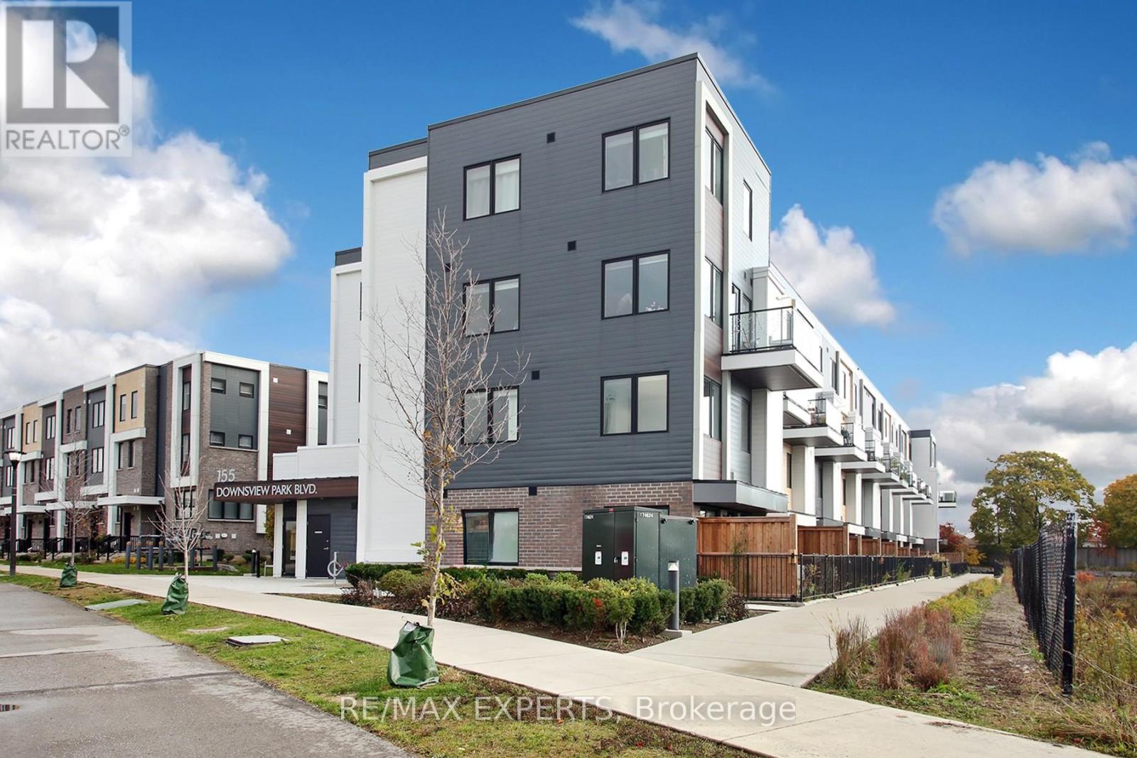 115 - 155 Downsview Park Boulevard, Toronto, Ontario  M3K 0E3 - Photo 2 - W12696666