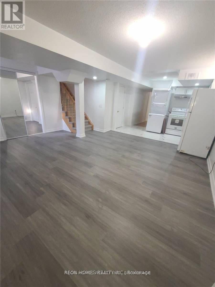 (Bsmt) - 388 Sunny Meadow Boulevard, Brampton, Ontario  L6R 0N9 - Photo 4 - W12696674