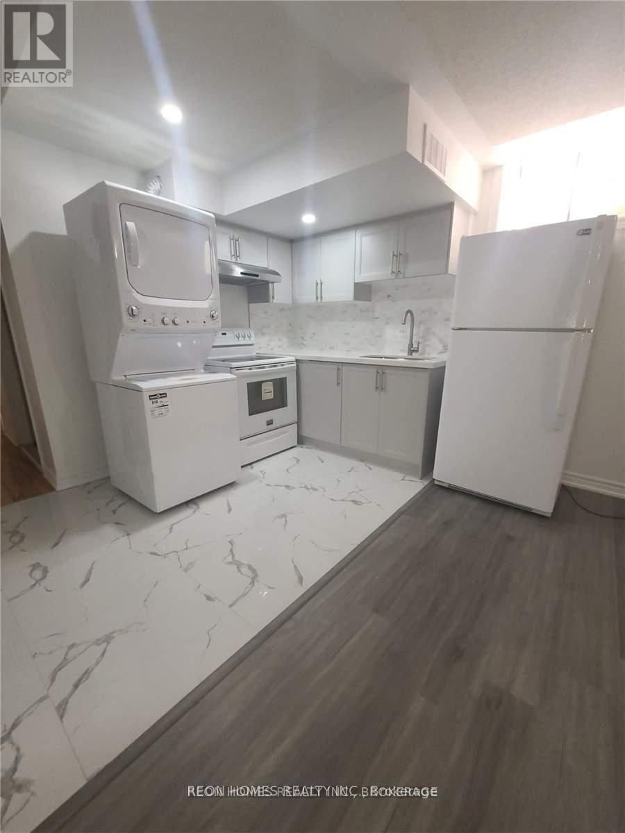 (Bsmt) - 388 Sunny Meadow Boulevard, Brampton, Ontario  L6R 0N9 - Photo 5 - W12696674