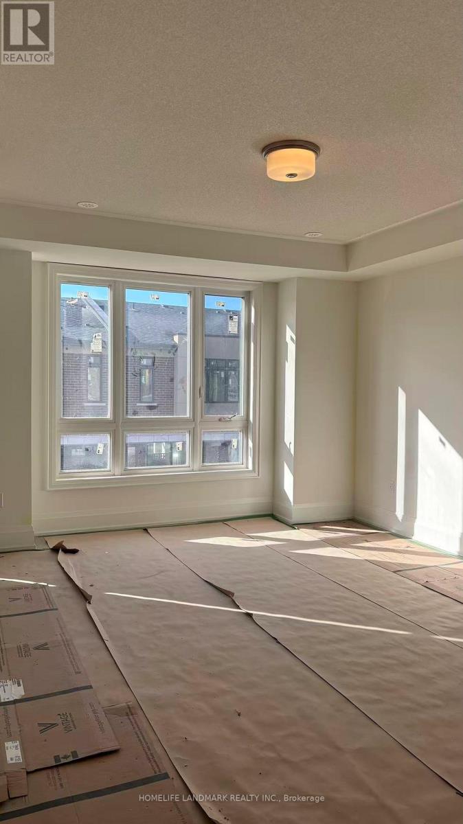 3316 Taha Gardens, Oakville, Ontario  L6M 4K1 - Photo 11 - W12696728