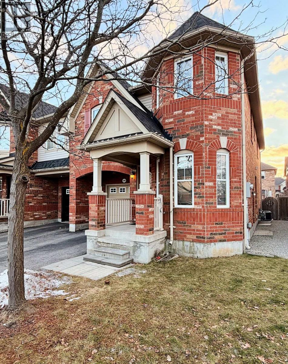 688 Rayner Court, Milton, Ontario  L9T 0N9 - Photo 2 - W12696730