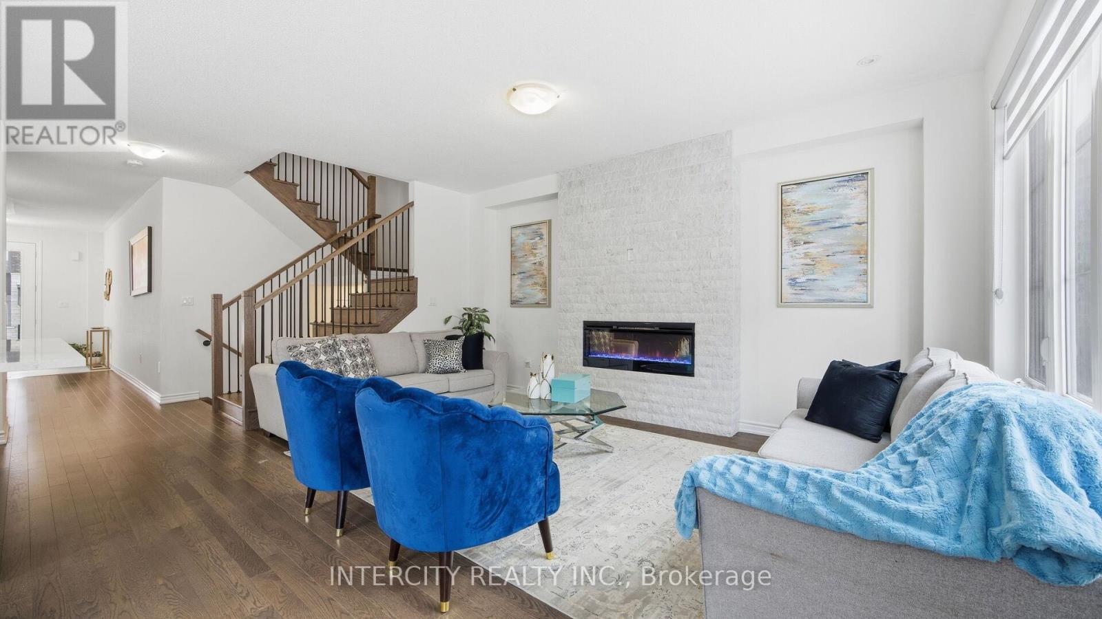 66 Camino Real Drive, Caledon, Ontario  L7C 4L9 - Photo 10 - W12696746