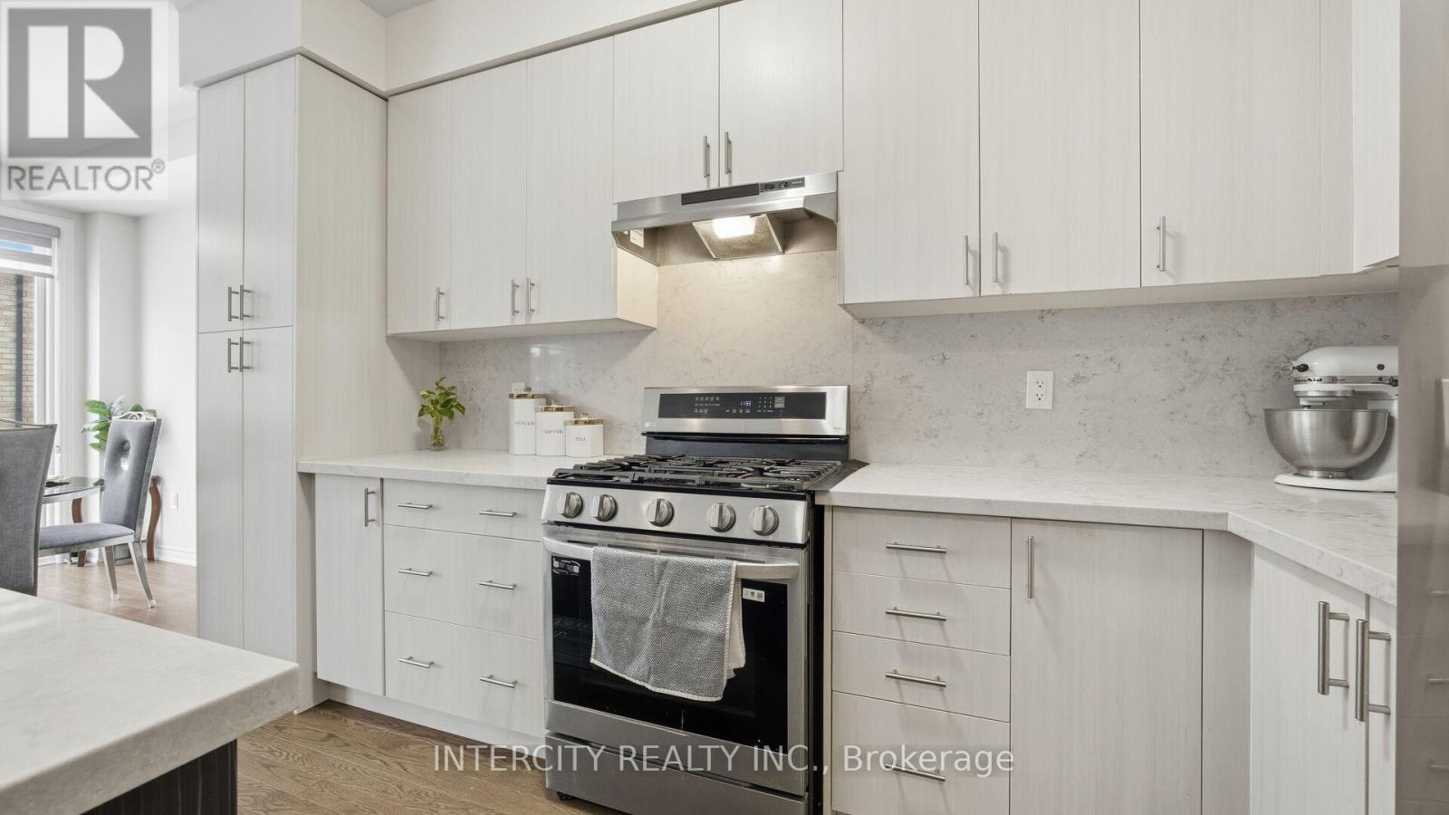 66 Camino Real Drive, Caledon, Ontario  L7C 4L9 - Photo 18 - W12696746