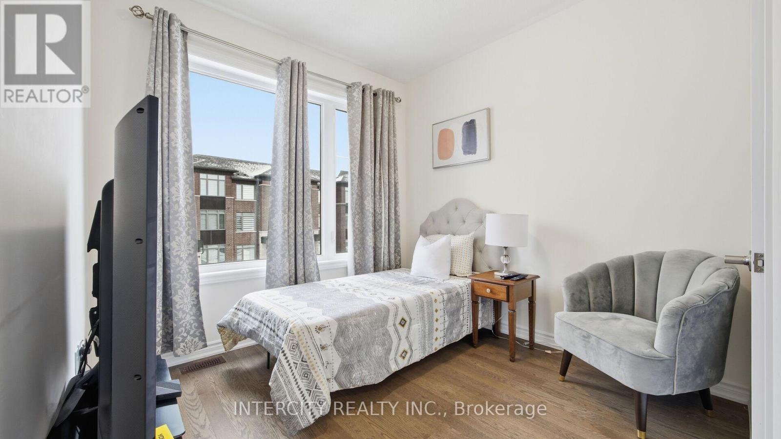 66 Camino Real Drive, Caledon, Ontario  L7C 4L9 - Photo 32 - W12696746