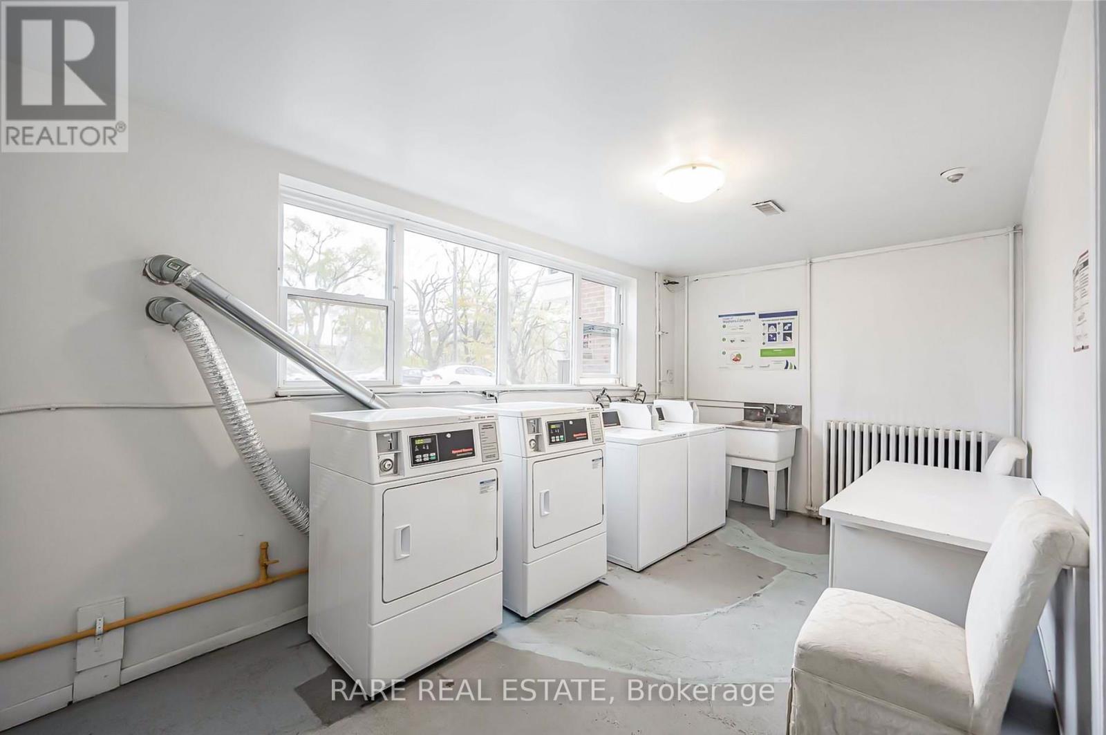 405 - 2052 Courtland Drive, Burlington, Ontario  L7R 1R8 - Photo 29 - W12696780