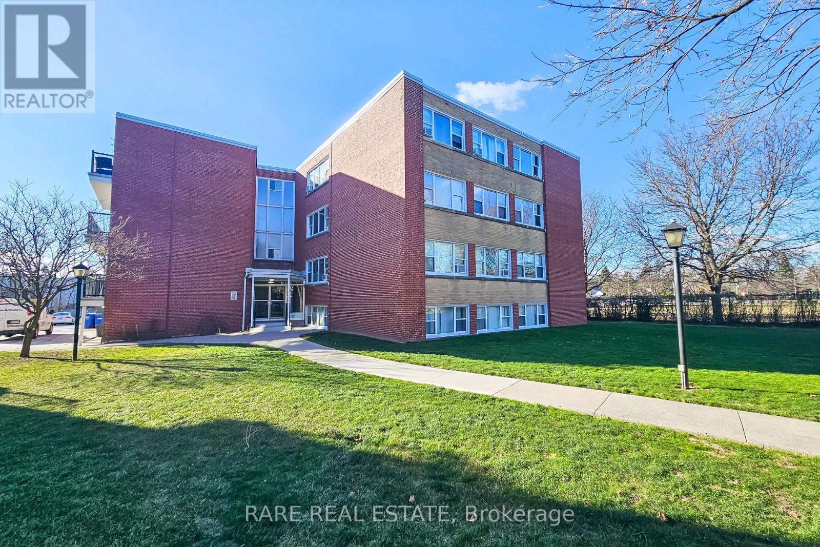 405 - 2052 Courtland Drive, Burlington, Ontario  L7R 1R8 - Photo 32 - W12696780