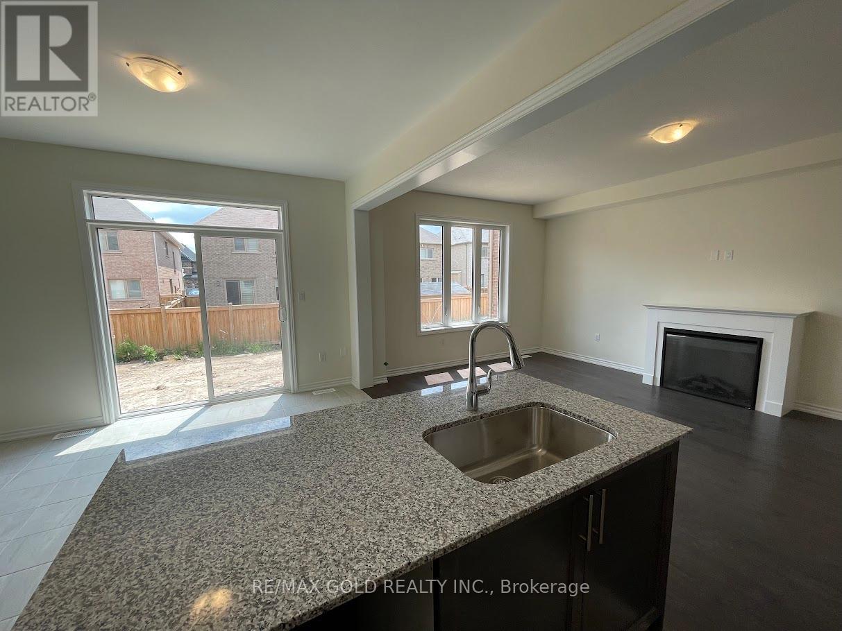 369 Valleyway Drive, Brampton, Ontario  L6X 0N9 - Photo 10 - W12696782