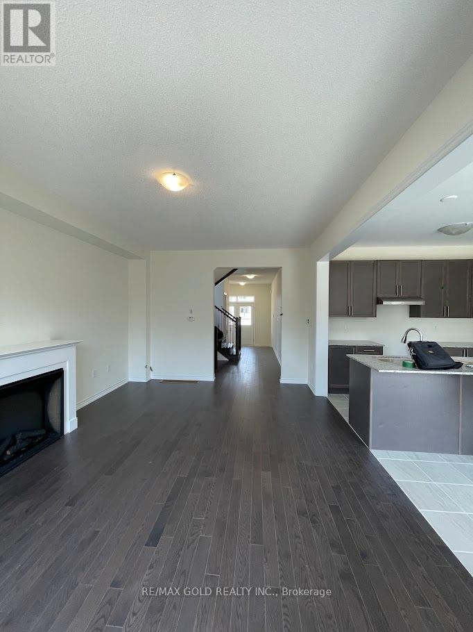 369 Valleyway Drive, Brampton, Ontario  L6X 0N9 - Photo 8 - W12696782