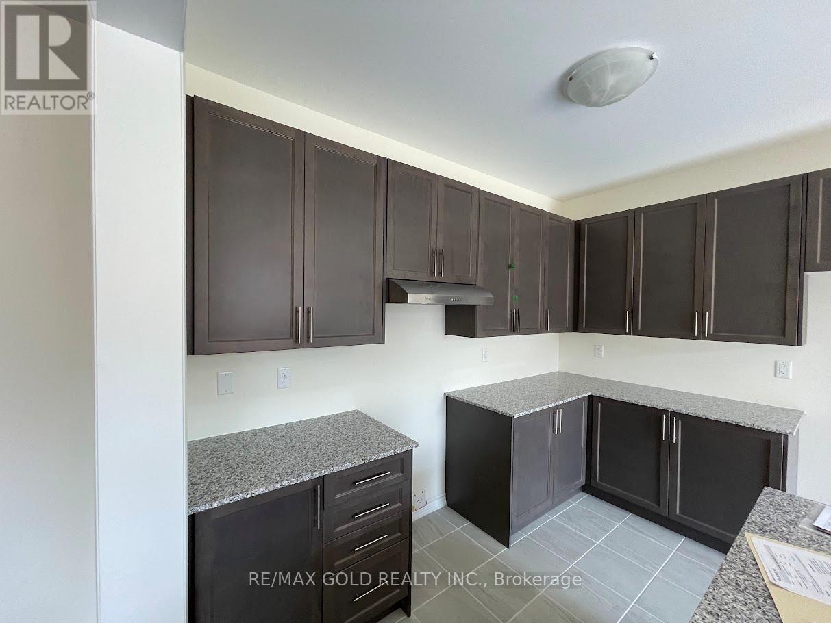 369 Valleyway Drive, Brampton, Ontario  L6X 0N9 - Photo 9 - W12696782