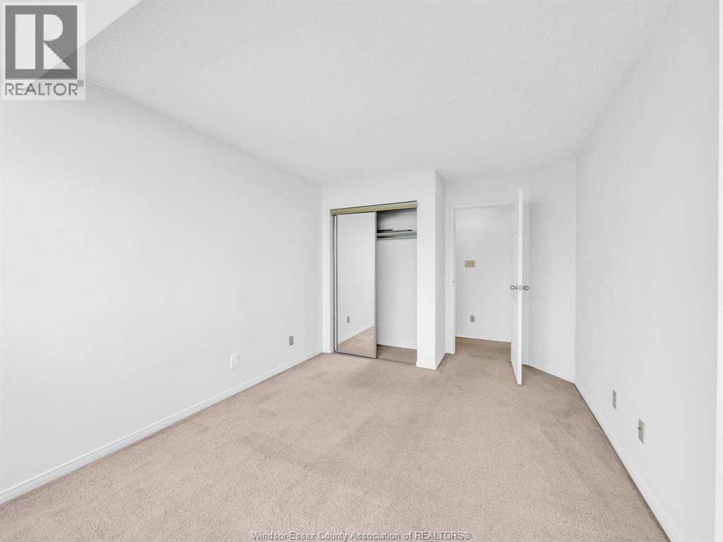 515 Riverside Drive West Unit# 1403, Windsor, Ontario N9A 7C3 - Photo 13 - 26000920