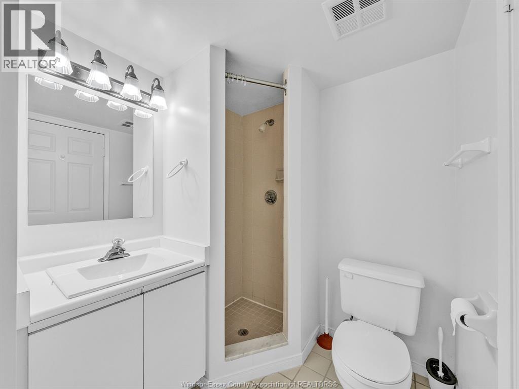 515 Riverside Drive West Unit# 1403, Windsor, Ontario N9A 7C3 - Photo 21 - 26000920