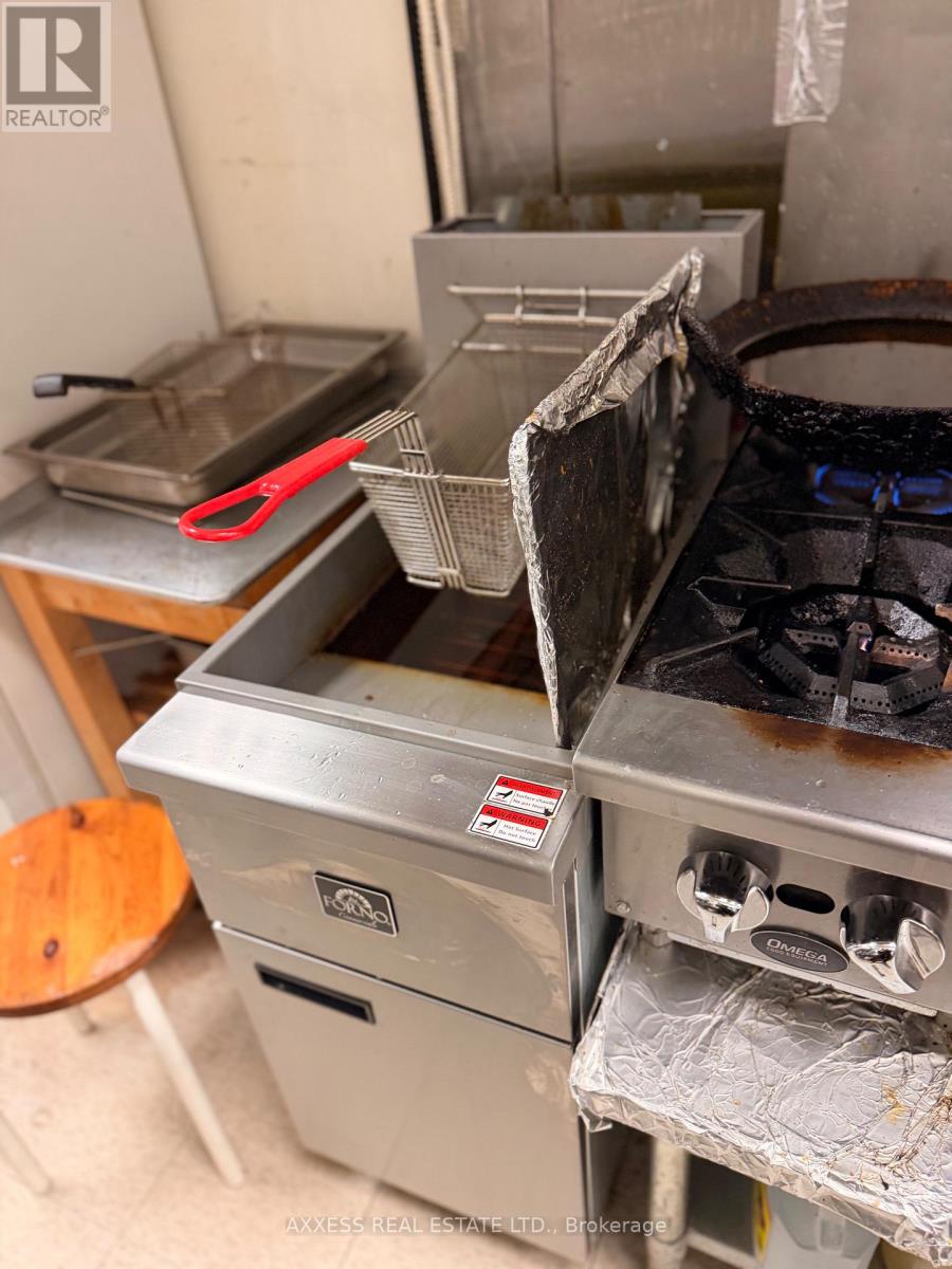 16 - 5225 Orbitor Drive, Mississauga, Ontario  L4W 4Y8 - Photo 6 - W12692298