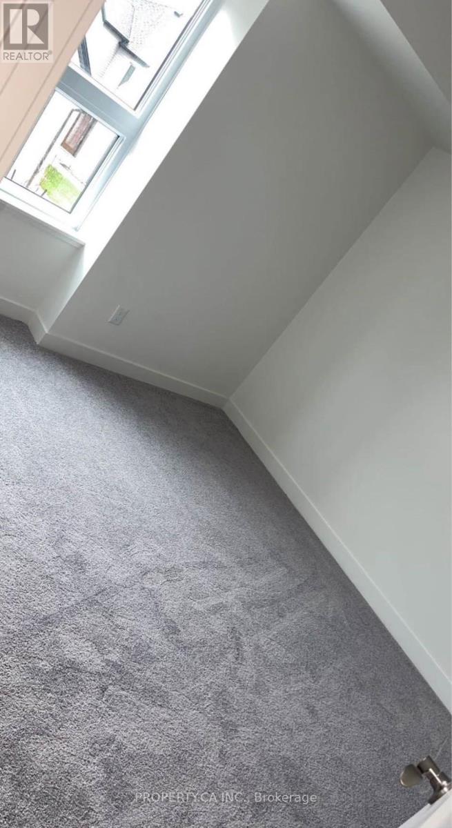 212 - 110 Fergus Avenue, Kitchener, Ontario  N2A 0K9 - Photo 10 - X12696582