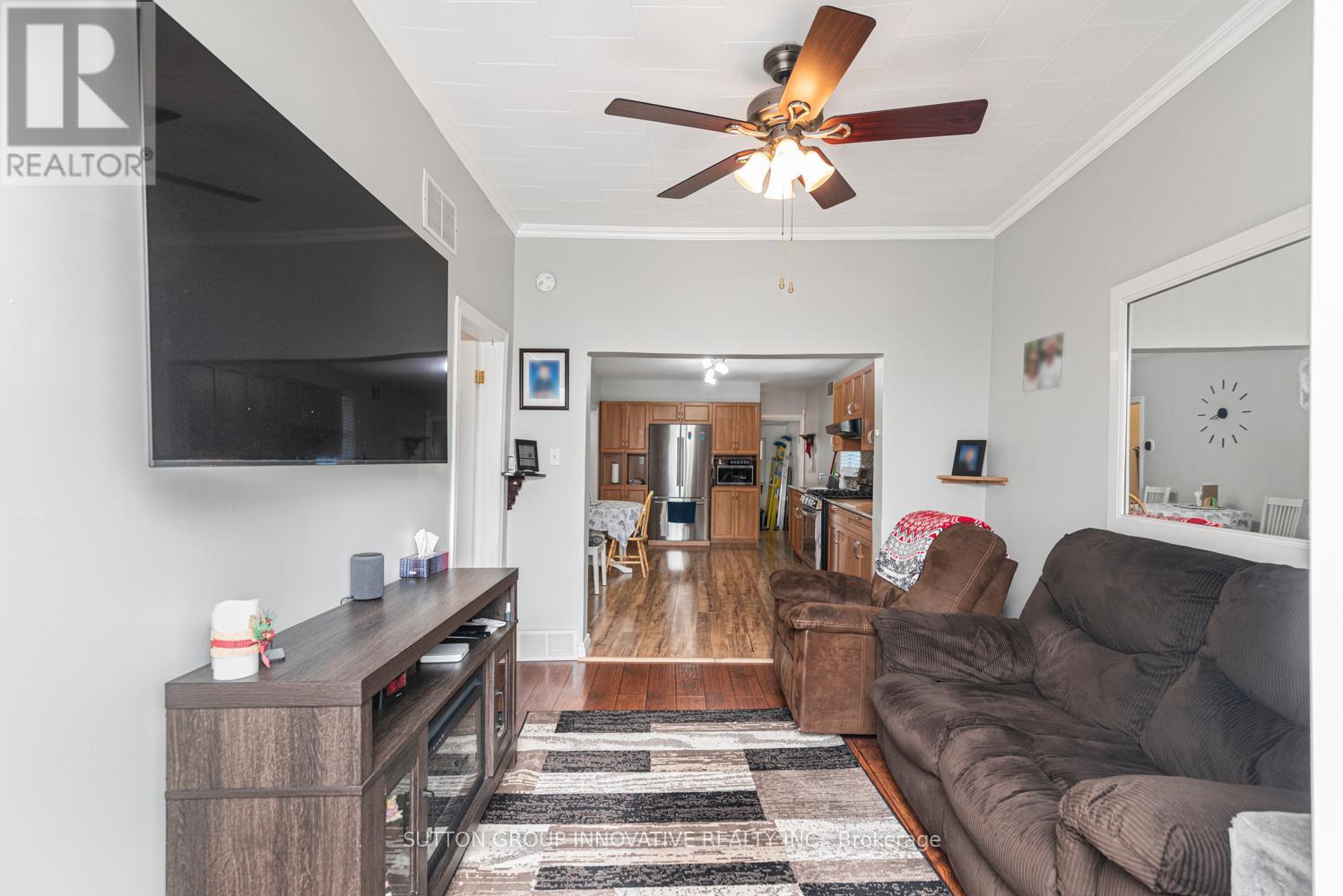 51 Beach Road, Hamilton, Ontario  L8L 3Z6 - Photo 9 - X12696630