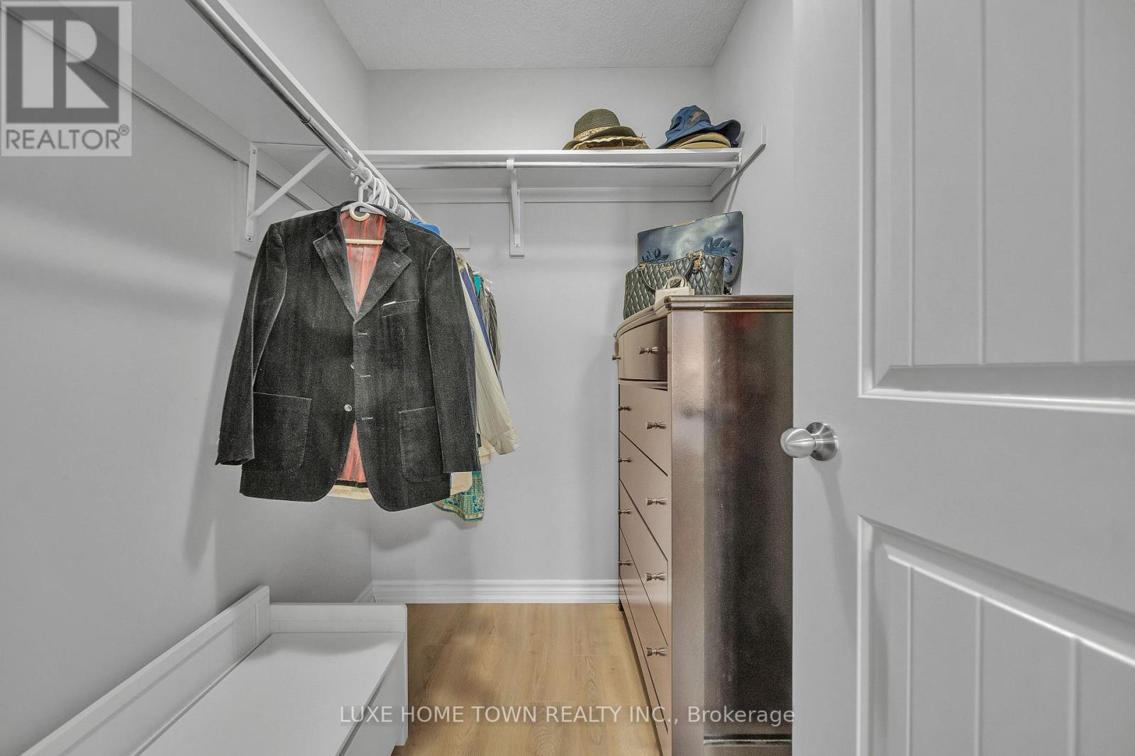 52 Riley Crescent, Centre Wellington, Ontario  N1M 0C2 - Photo 33 - X12696710