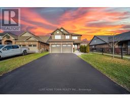 52 RILEY CRESCENT, Centre Wellington, Ontario