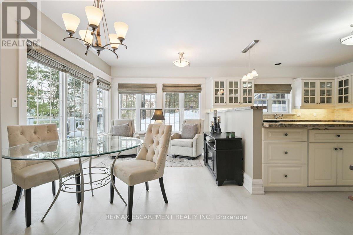 96 Ontario Street, Bracebridge, Ontario  P1L 2A2 - Photo 9 - X12696718