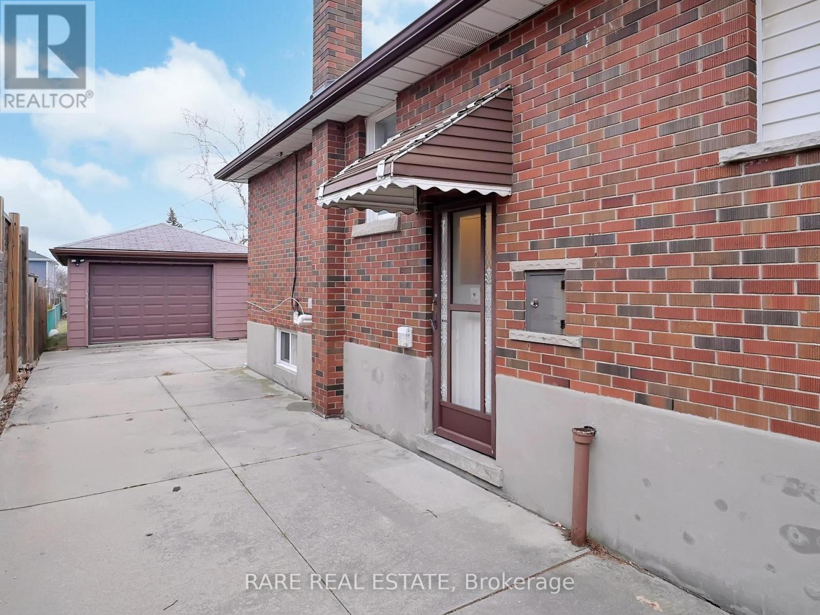 Lower - 359 East 42nd Street, Hamilton, Ontario  L8T 3A6 - Photo 30 - X12696764