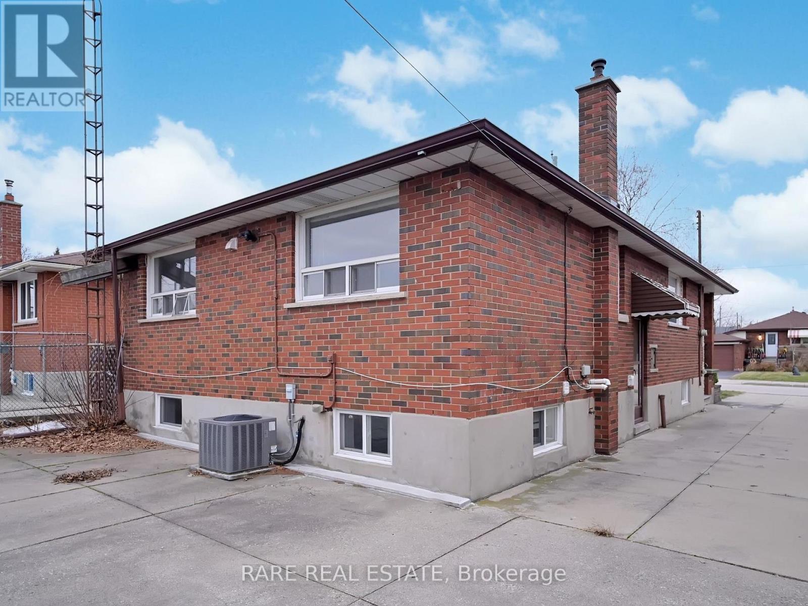 Lower - 359 East 42nd Street, Hamilton, Ontario  L8T 3A6 - Photo 31 - X12696764