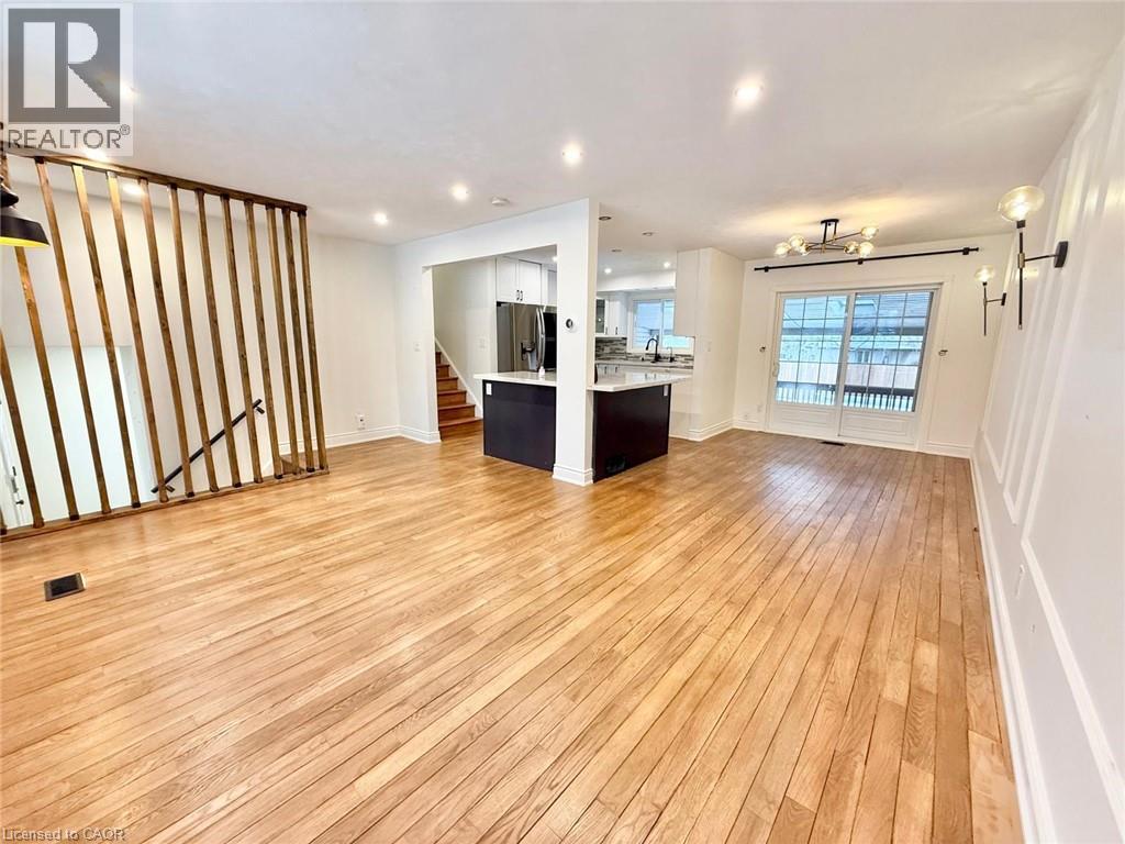 12 Foster Crescent Unit# Main Unit, Cambridge, Ontario  N1R 4R1 - Photo 3 - 40798528