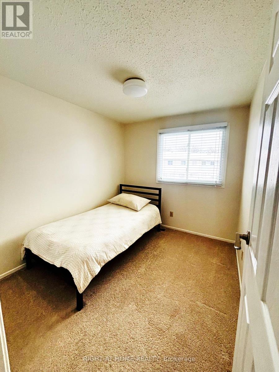 51 - 1213 Bowmount Street, Ottawa, Ontario  K1J 8T3 - Photo 20 - X12683954