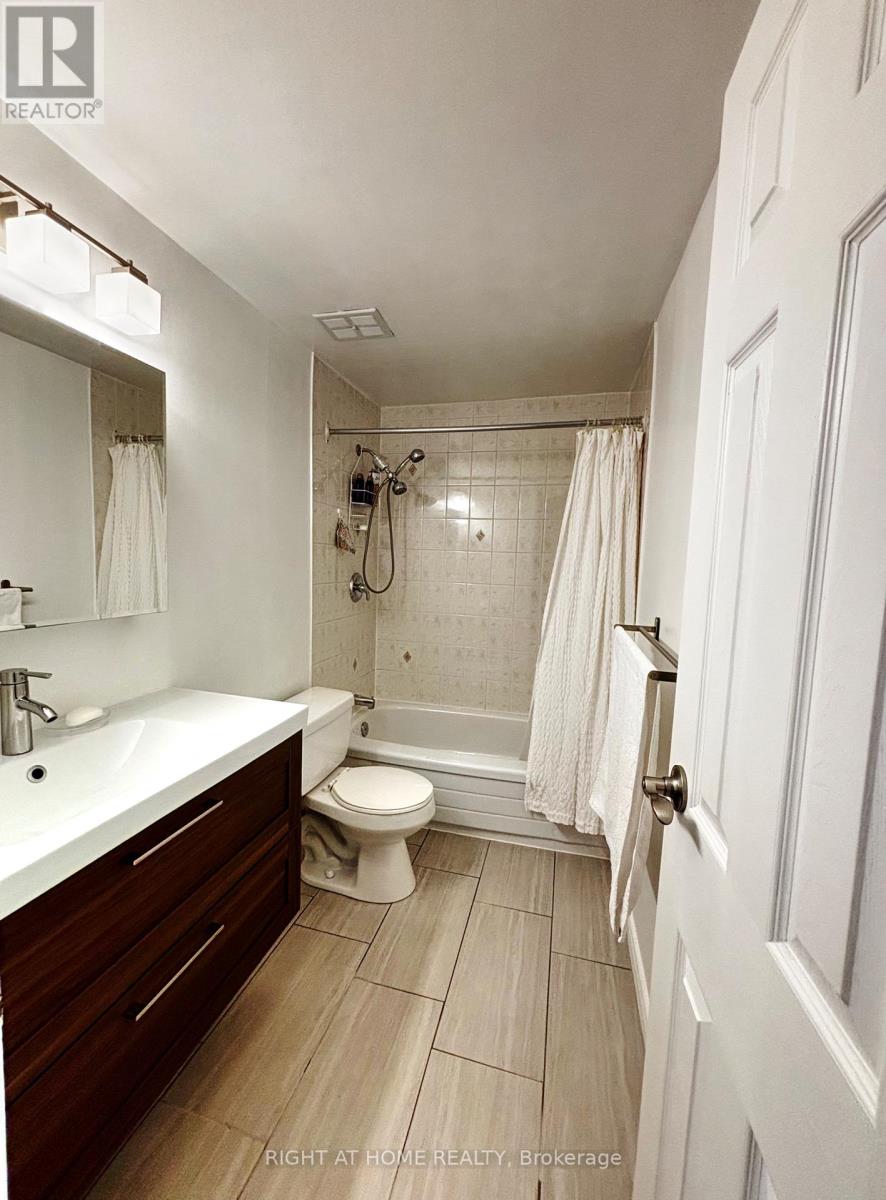 51 - 1213 Bowmount Street, Ottawa, Ontario  K1J 8T3 - Photo 16 - X12683954