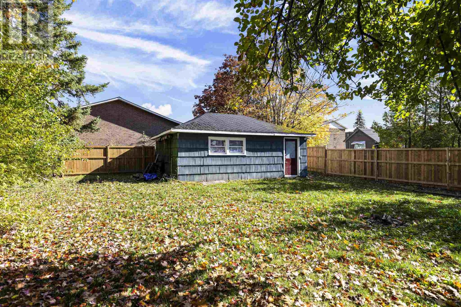 238 Reid St, Sault Ste. Marie, Ontario  P6B 4V1 - Photo 37 - SM260081