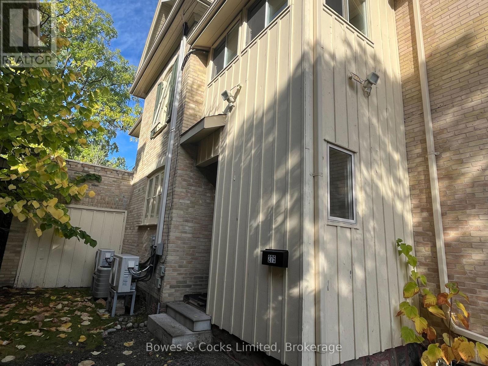 Upper - 275 Rubidge Street, Peterborough, Ontario  K9J 3P1 - Photo 13 - X12696850