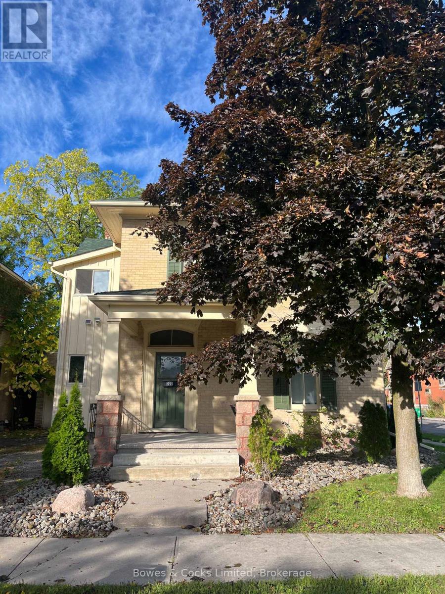 Upper - 275 Rubidge Street, Peterborough, Ontario  K9J 3P1 - Photo 14 - X12696850