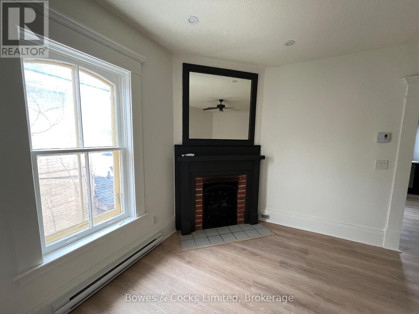 Upper - 275 Rubidge Street, Peterborough, Ontario  K9J 3P1 - Photo 5 - X12696850