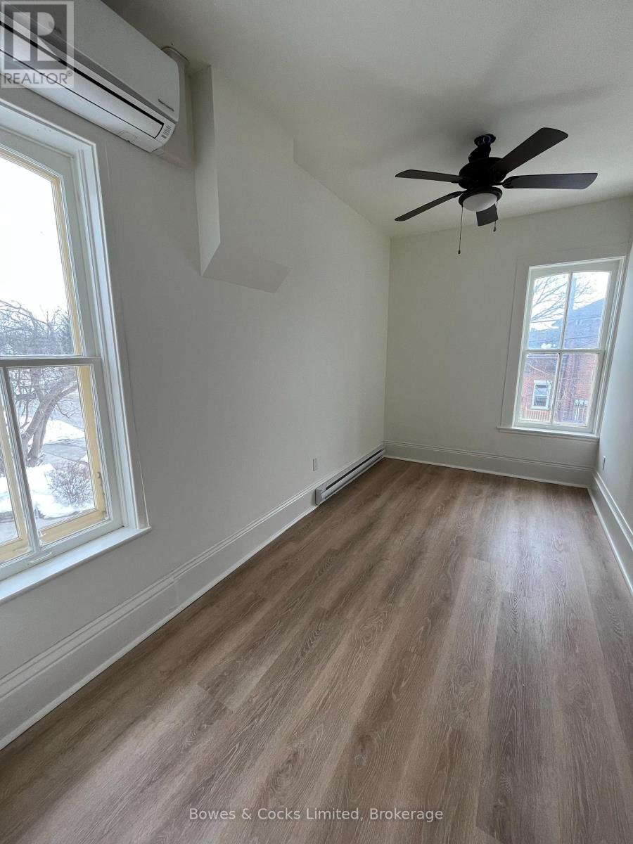 Upper - 275 Rubidge Street, Peterborough, Ontario  K9J 3P1 - Photo 8 - X12696850