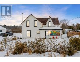 1022 BROCK ROAD, Frontenac, Ontario