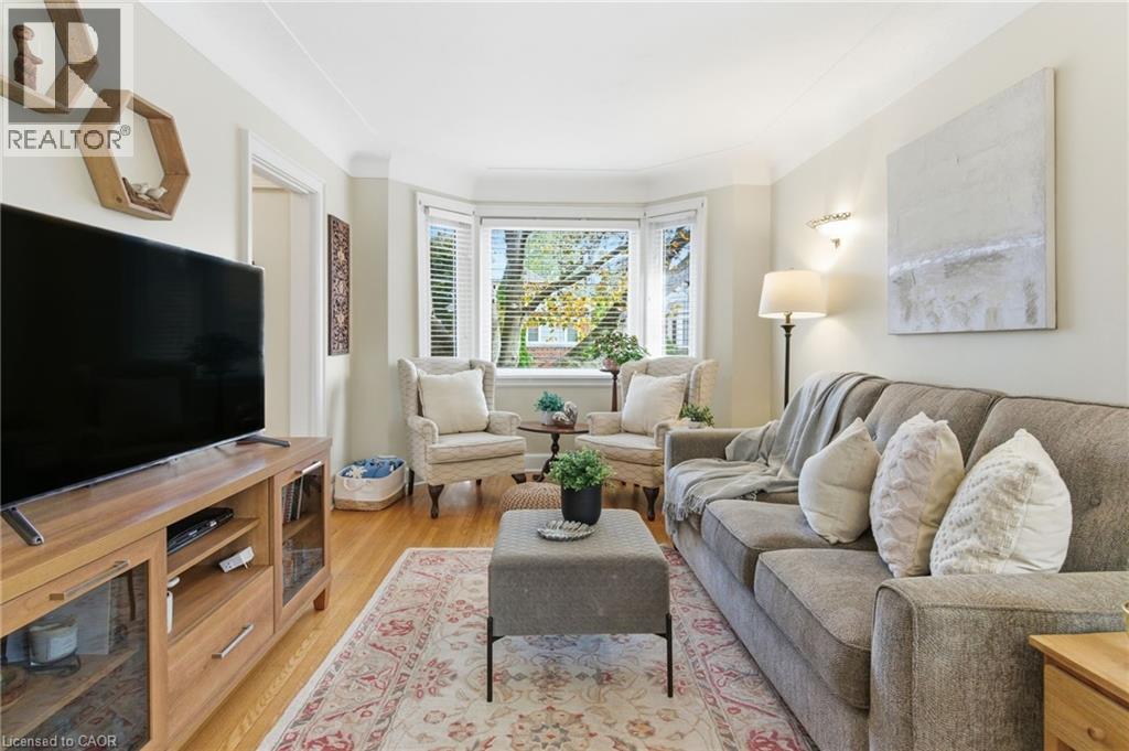 76 East 15th Street, Hamilton, Ontario  L9A 4E9 - Photo 11 - 40786565