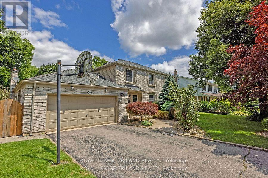 69 Shavian Boulevard, London North, Ontario  N6G 2P4 - Photo 2 - X12696884